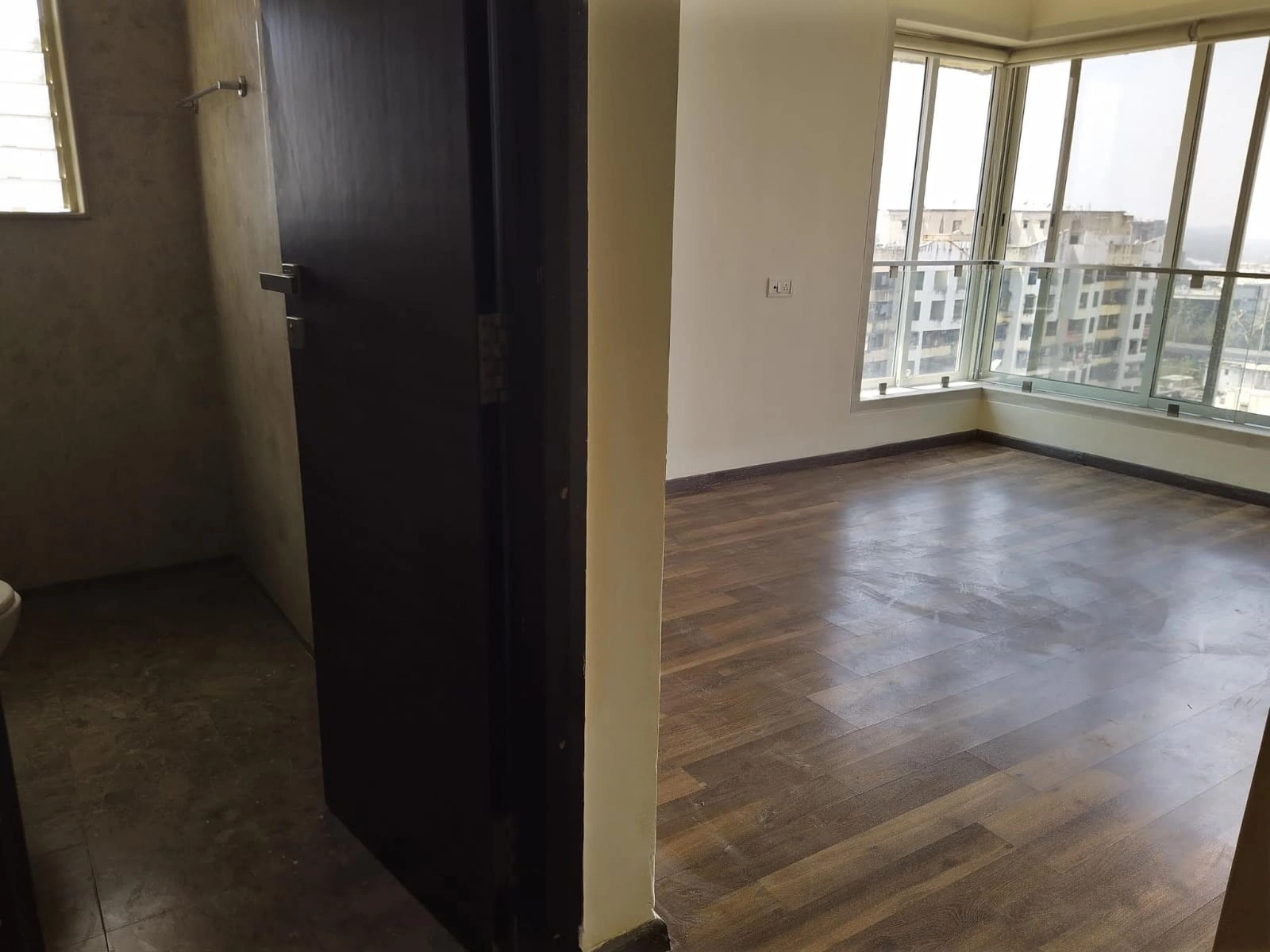 2 BHK Flat for Rent in Malad West